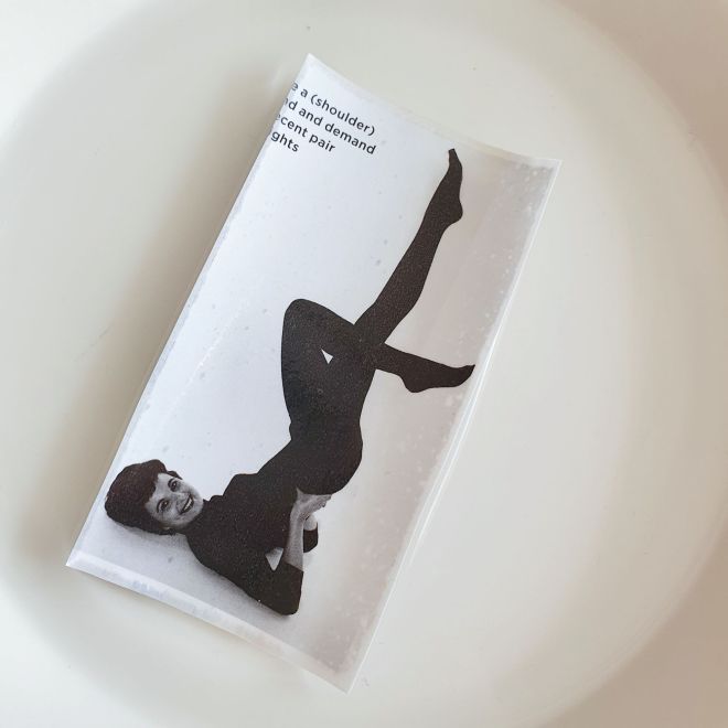 Siirtokuva pakkausteipillä - Vihkokauppa